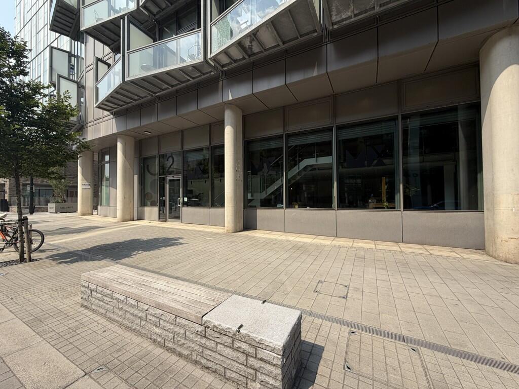 Main image of property: Abito, Greengate, Salford, M3 7NA