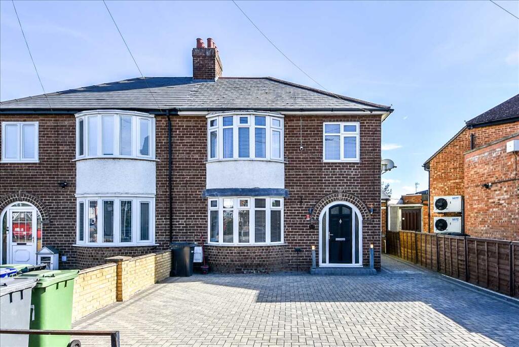 Main image of property: Senwick Road, Wellingborough, NN8 1JN