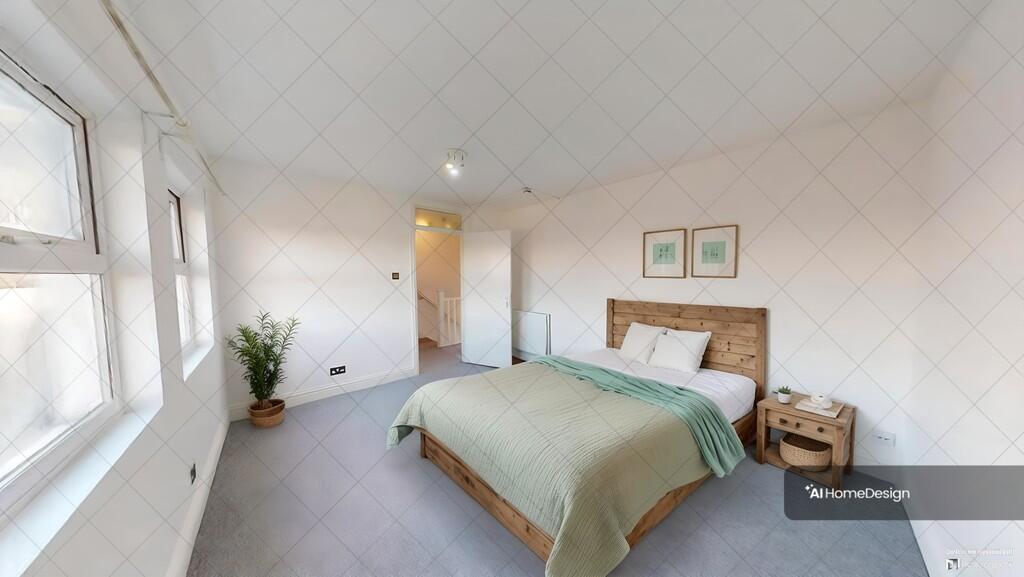 Main image of property: DOUBLE ROOM TO LET IN STREATHAM