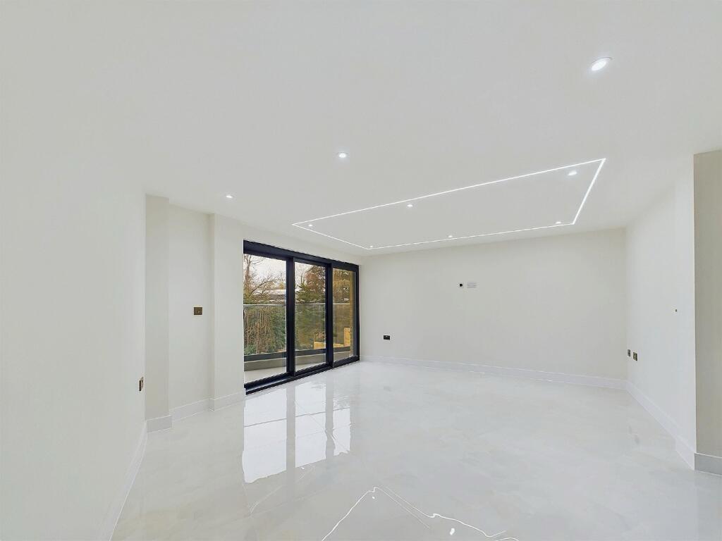 Main image of property: Apartment 2, Silver Leaves, Southill Road Chislehurst, BR7 5EE