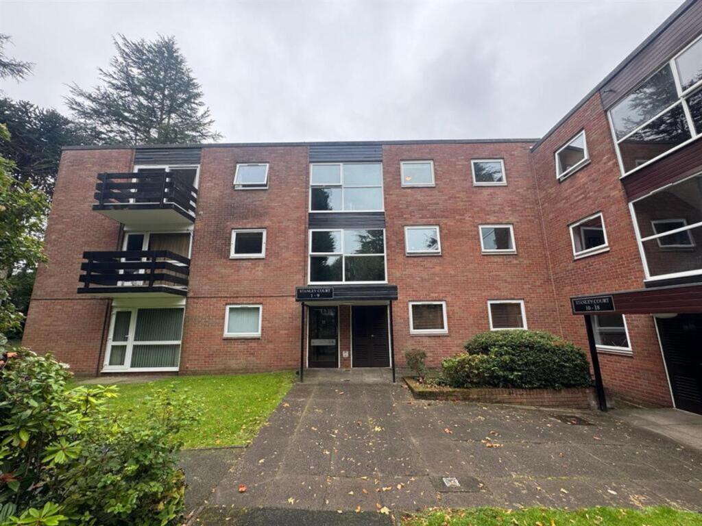 Main image of property: Wake Green Park, Stanley Court Wake Green Park, B13