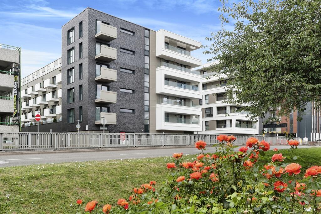 Main image of property: Boston House, Park Place, Stevenage