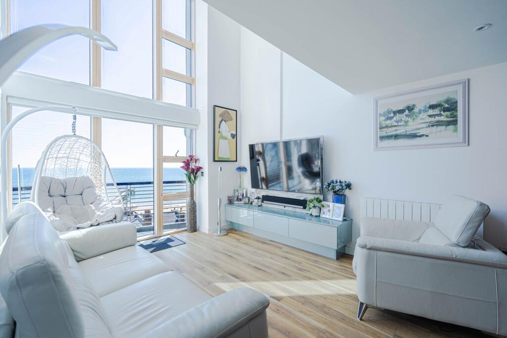 Main image of property: The Litzo, 37-41 Boscombe Spa Road, Bournemouth, BH5 1AS