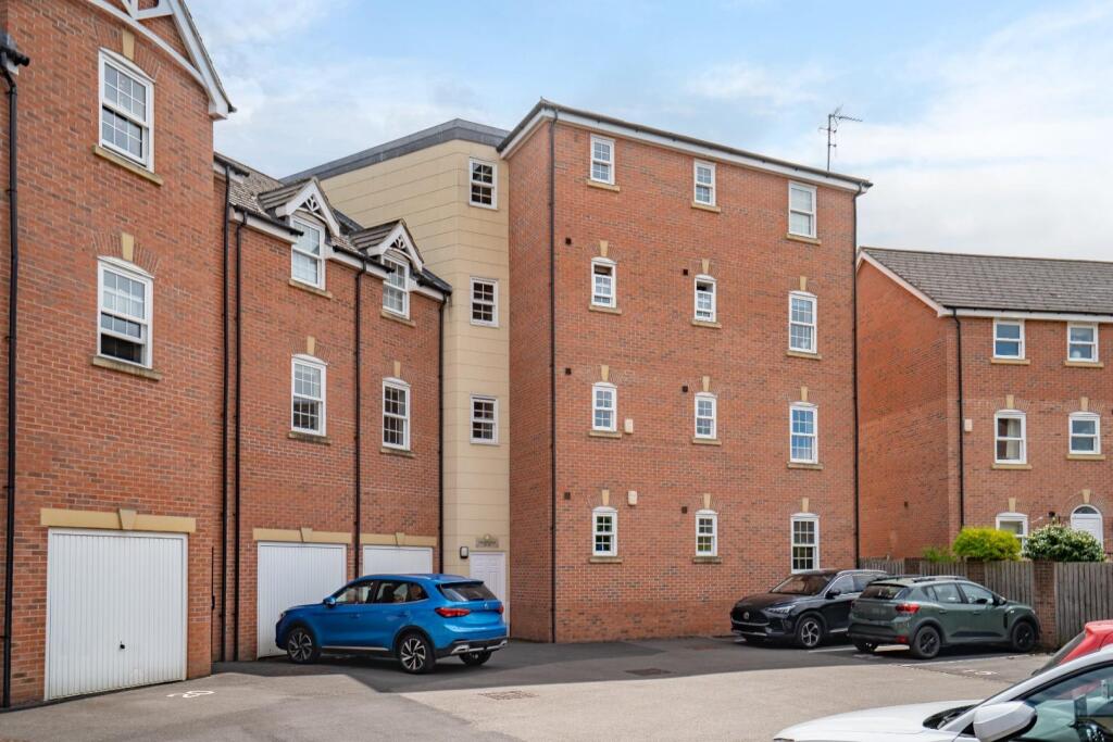 Main image of property: Foss View House, Huntington, York, YO31 8WD