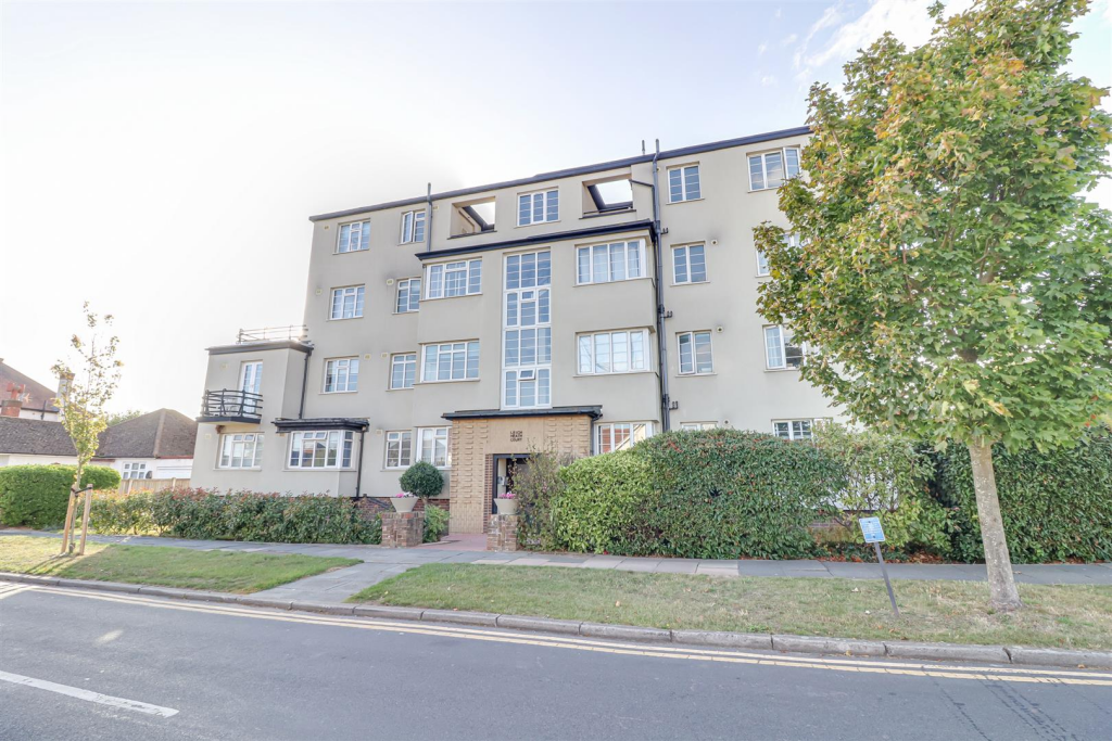 Main image of property: Leigh Heath Court, London Road, Leigh-on-Sea