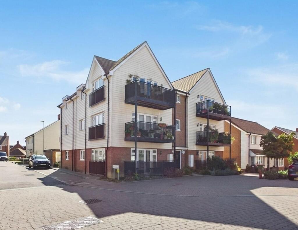 Main image of property: Robin Road, Finberry, Ashford TN25 7GU