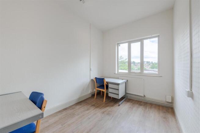 Asper - Offices 7 and 8 - Wombourne 7545.jpg