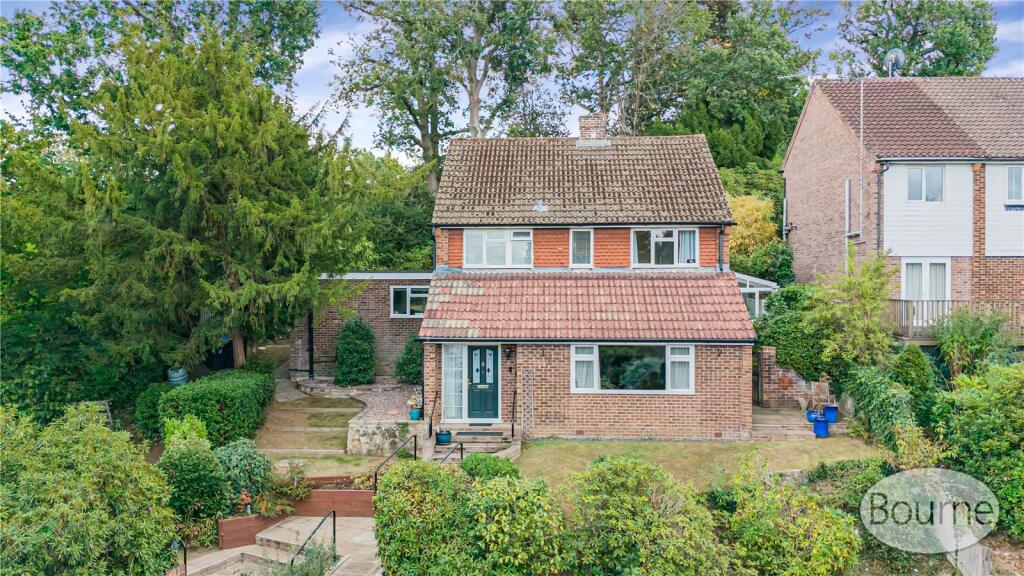 Main image of property: St. Johns Rise, Woking, Surrey, GU21