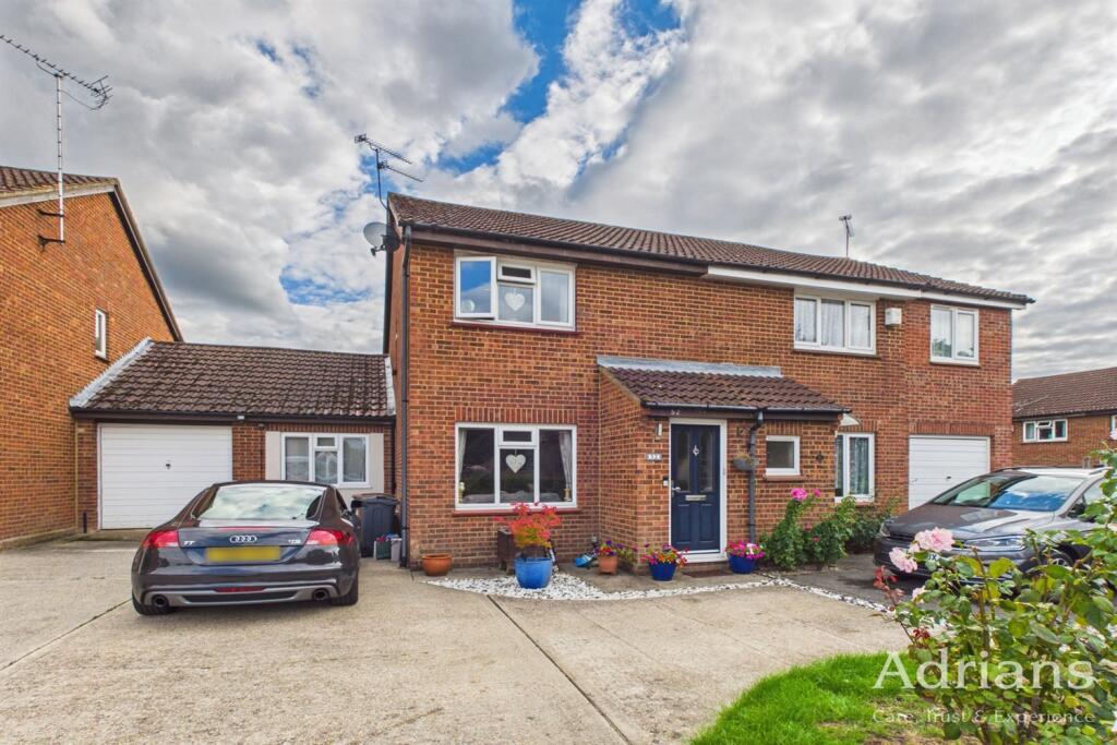 Main image of property: Nickleby Road, Newlands Spring, Chelmsford, CM1 4UF