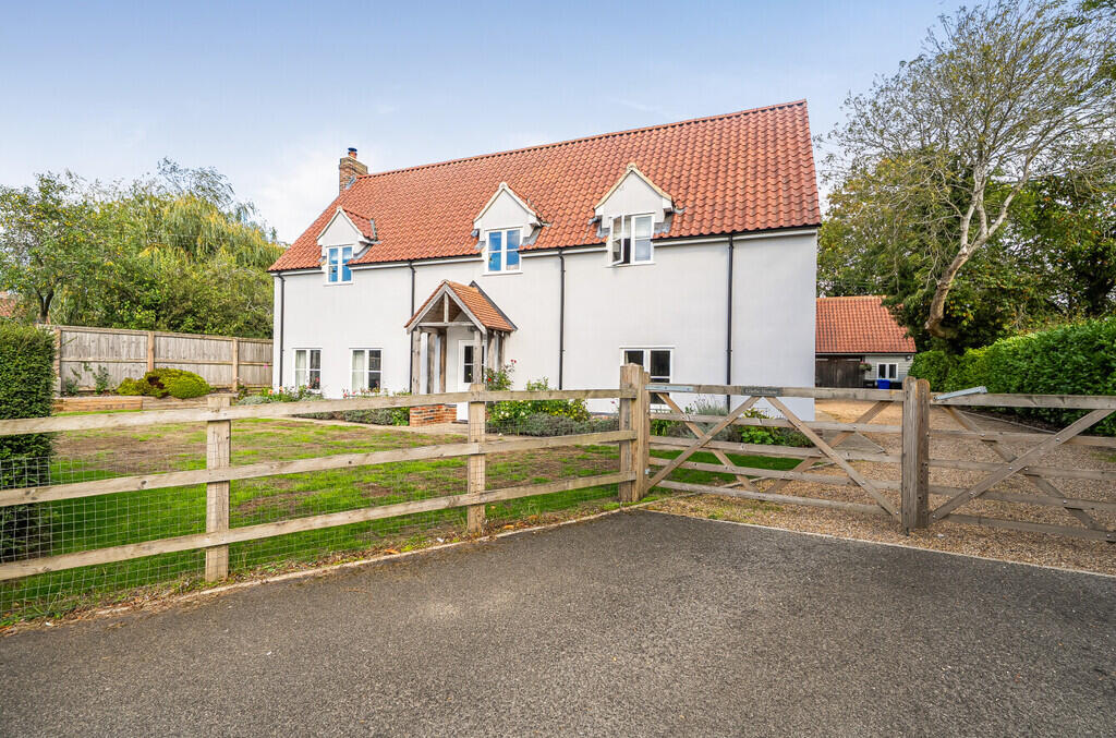 Main image of property: Rede, Bury st Edmunds, Suffolk