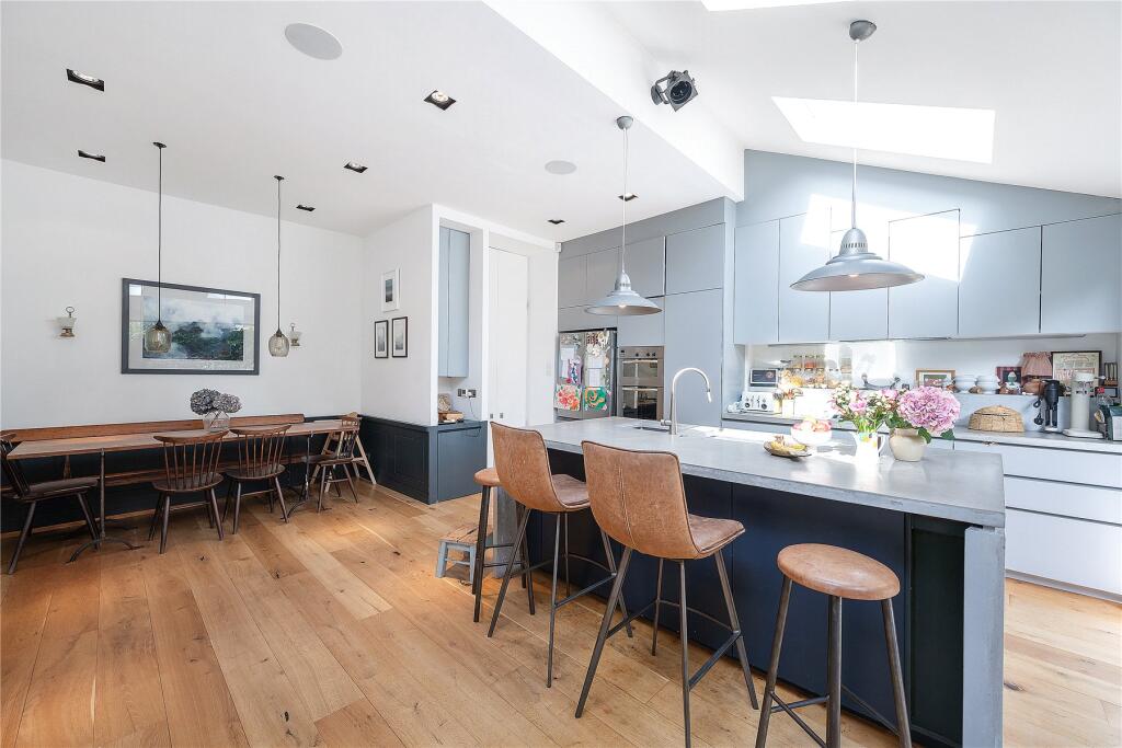 Main image of property: Upham Park Road, London, W4