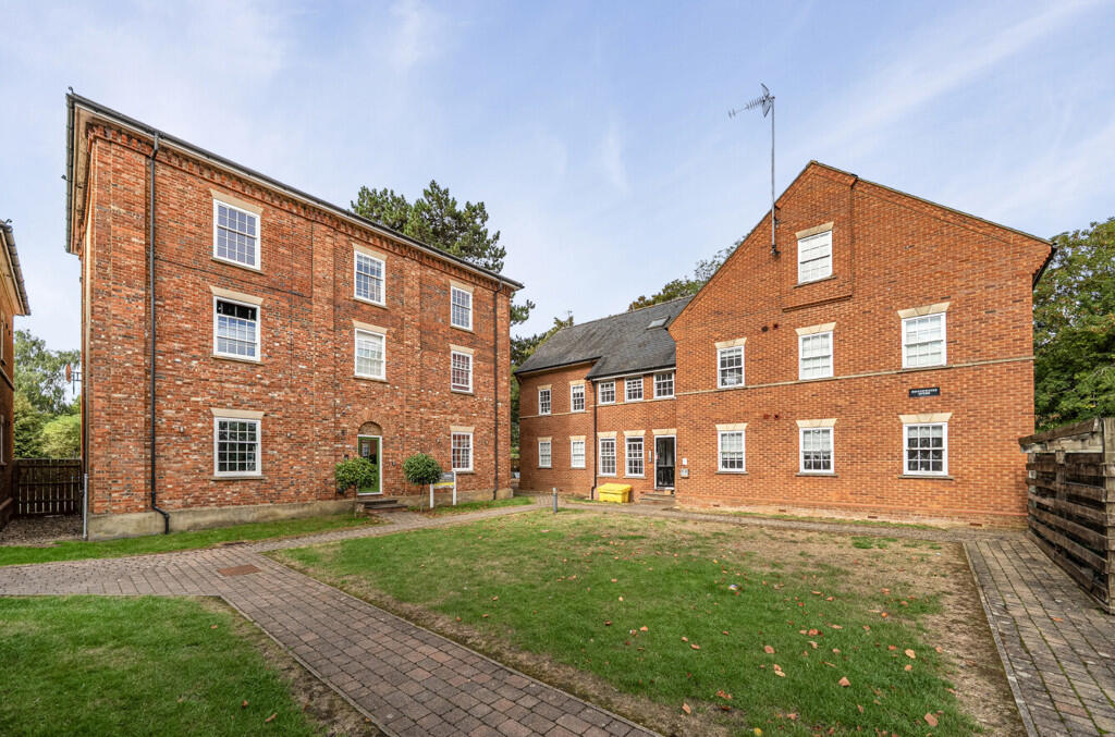 Main image of property: Nelson Street, Buckingham, Buckinghamshire, MK18