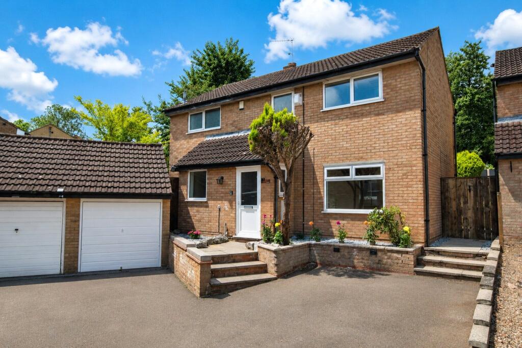 Main image of property: Piccadilly Close, Roselands, Northampton, NN4