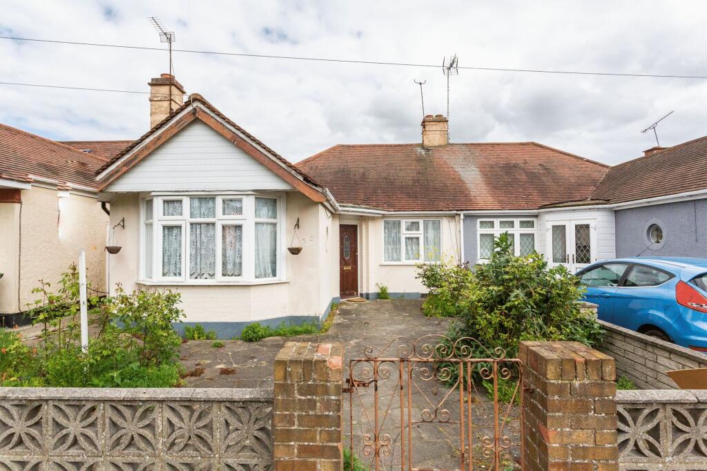 Main image of property: Lyndale Avenue, Southend-On-Sea, SS2