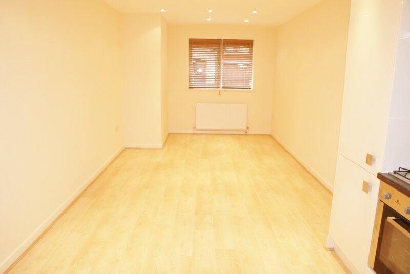 Main image of property: Finchley Road, Temple Fortune