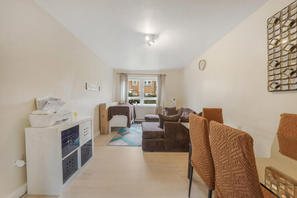 Main image of property: London, E16 3HN