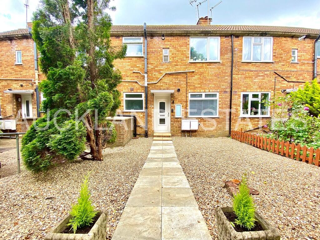 Main image of property: Great Slades, Potters Bar