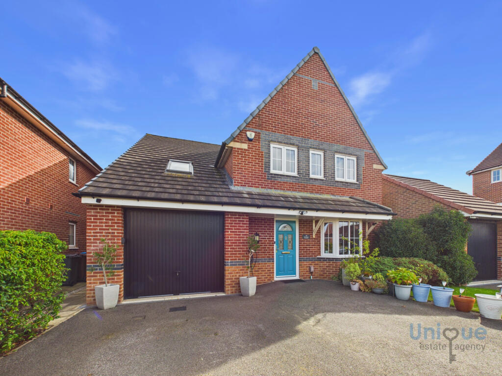 Main image of property: Newsham Gardens, Kirkham, PR4