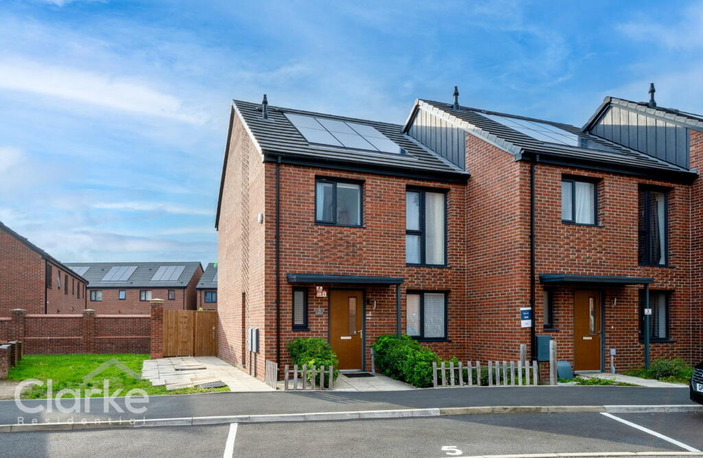 Main image of property: Buckingham Street, Salford, M5 4FD