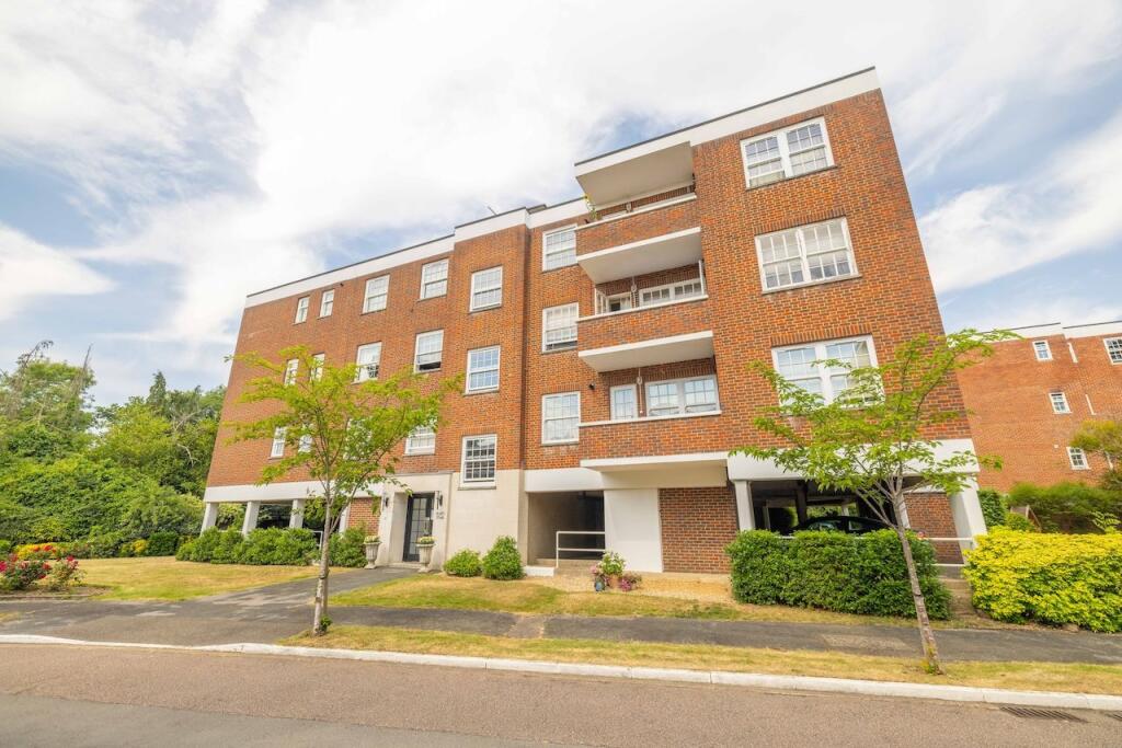 Main image of property: Bulstrode Court, Gerrards Cross, SL9