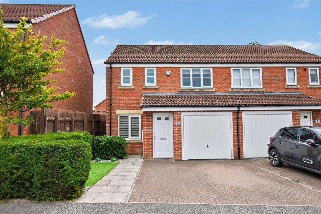 Main image of property: Daisy Hill, Morley, Leeds