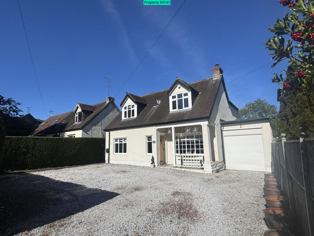 Main image of property: 3 Greendale Avenue, Holymoorside, Chesterfield, S42