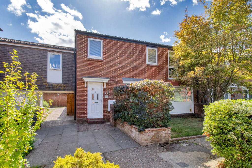 Main image of property: The Hollies, Gravesend, DA12 5ER