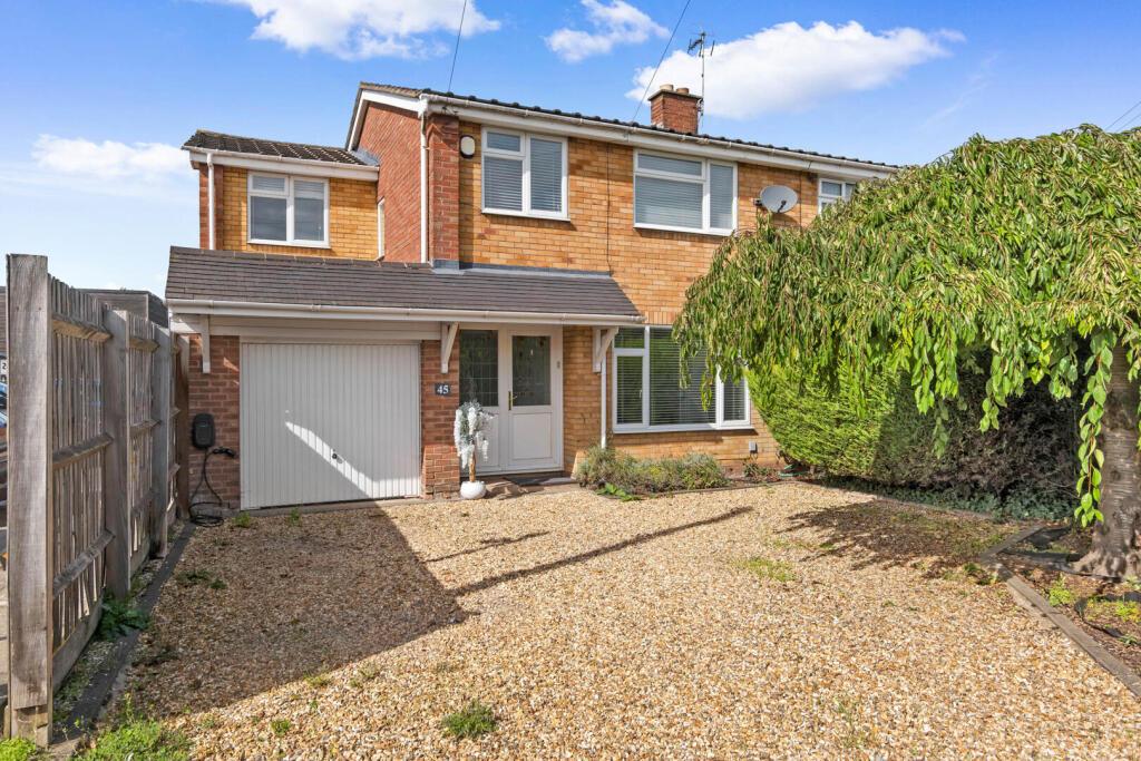 Main image of property: Rugby Road, Cubbington, Leamington Spa