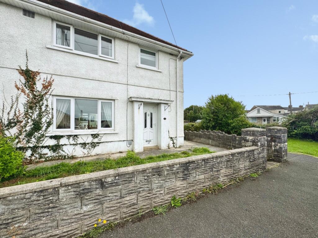 Main image of property: Ffos YR Efail Terrace, Pontarddulais, Swansea, West Glamorgan, SA4 8RN