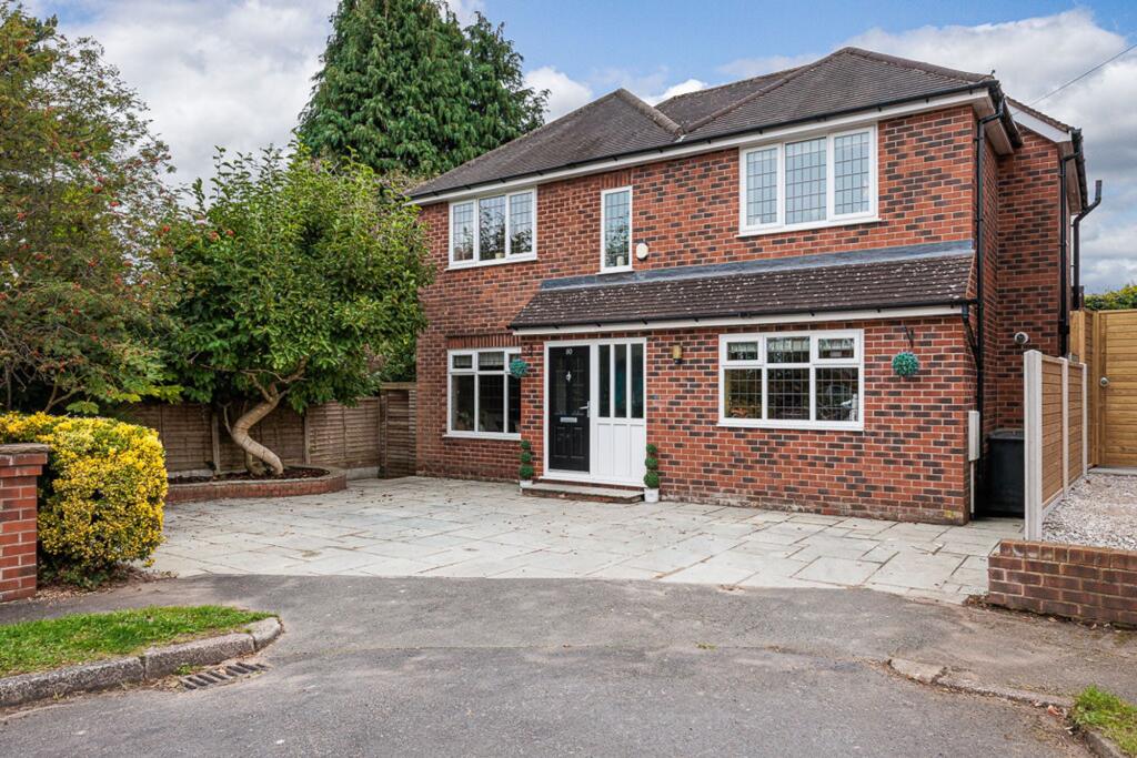 Main image of property: Grove Park, Knutsford, WA16