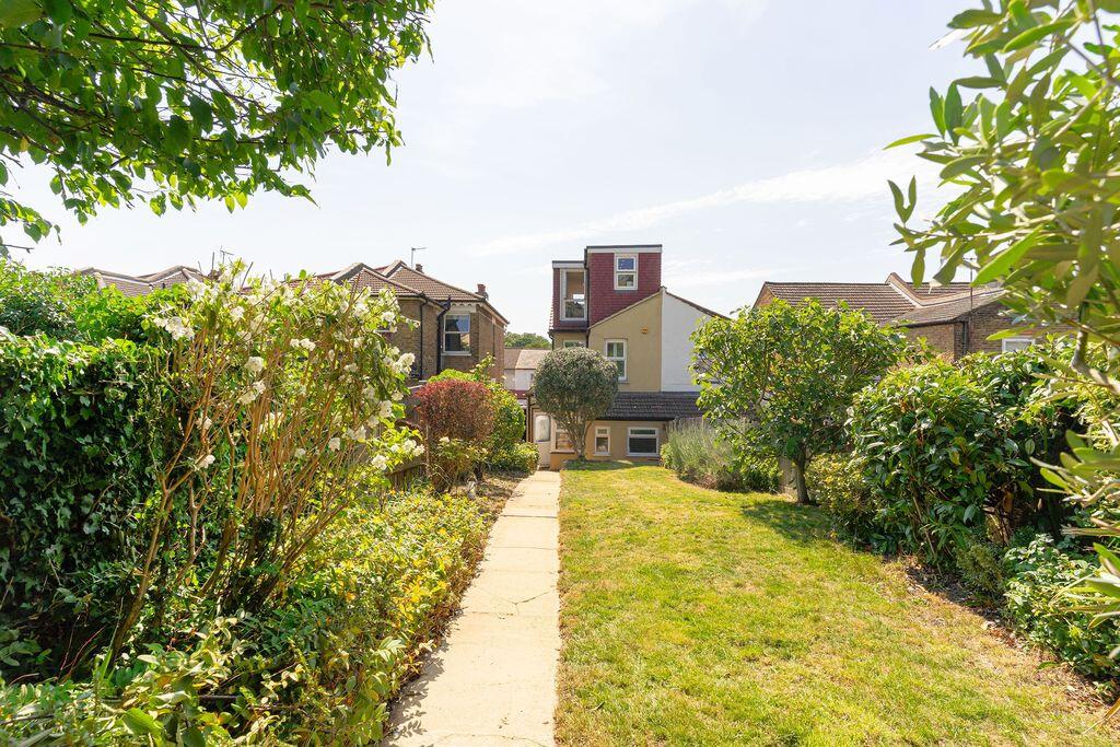Main image of property: Selsdon Road, South Croydon