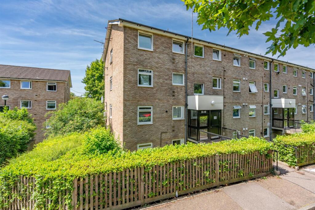 Main image of property: The Cornfields, Hemel Hempstead, HP1