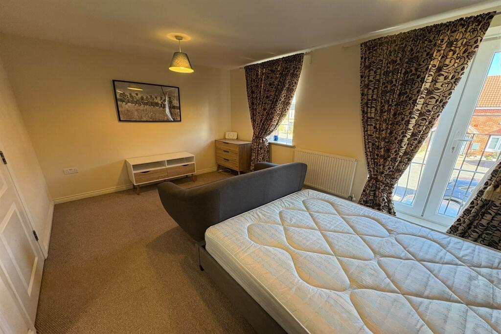 Main image of property: Room 3, Cartwright Way, Beeston, NG9 1RL