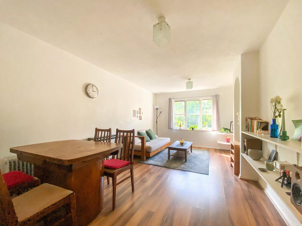 Main image of property: Heddington Grove,  Holloway, N7