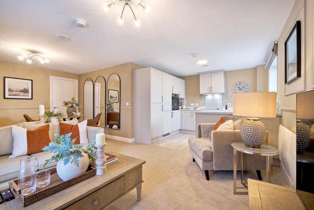 Main image of property: 20 Chalkwell Avenue,
Westcliff-On-Sea,
SS08NA