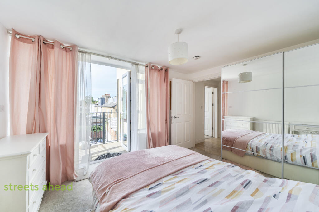 Main image of property: Suffolk Road, London, SE25