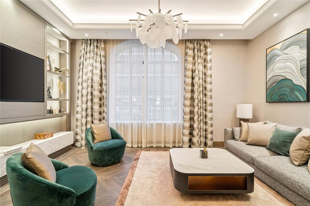 Main image of property: Chesterfield Hill, London, W1J