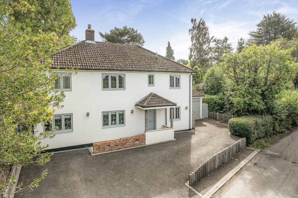 Main image of property: Romford Road, Tunbridge Wells, TN2