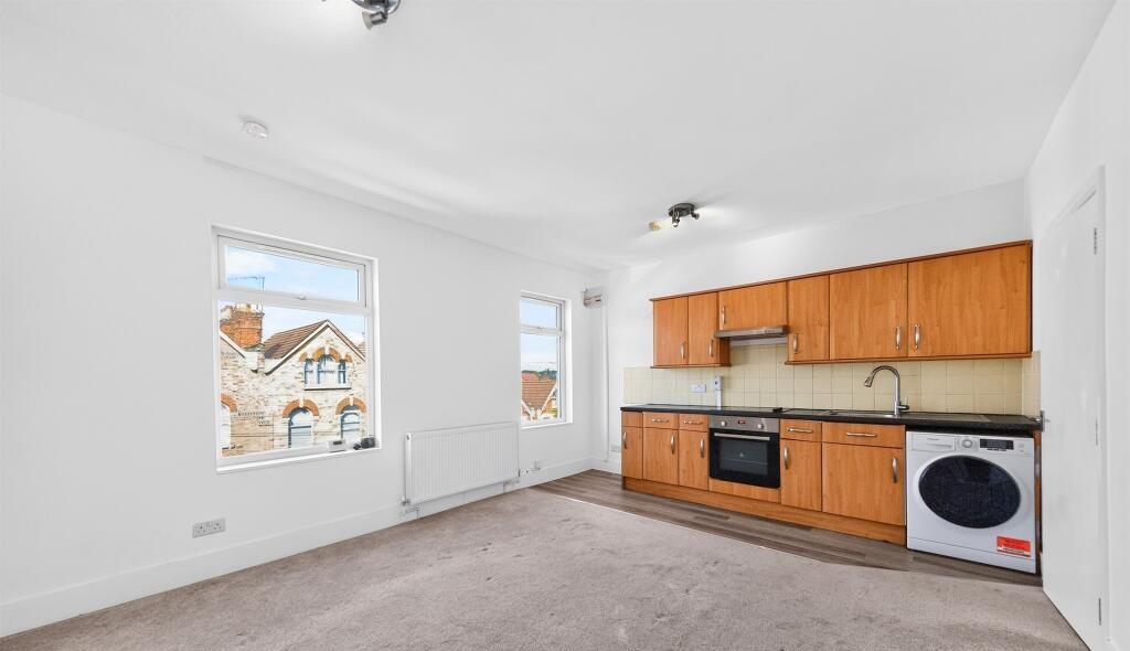 Main image of property: Bellevue Road, Friern Barnet, N11
