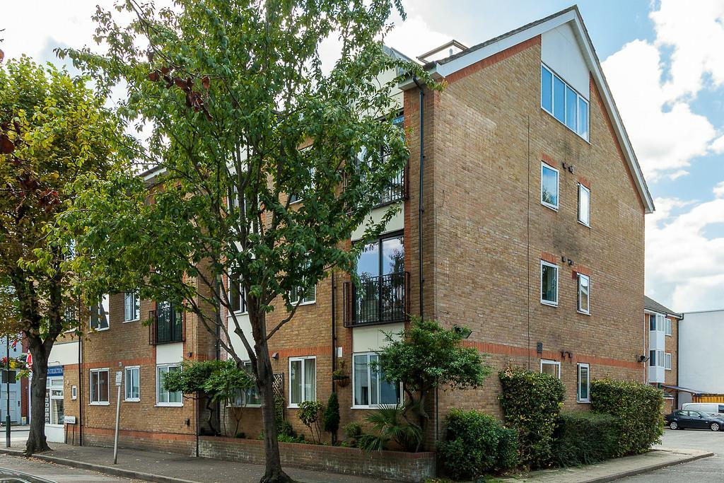 Main image of property: Teddington High Street