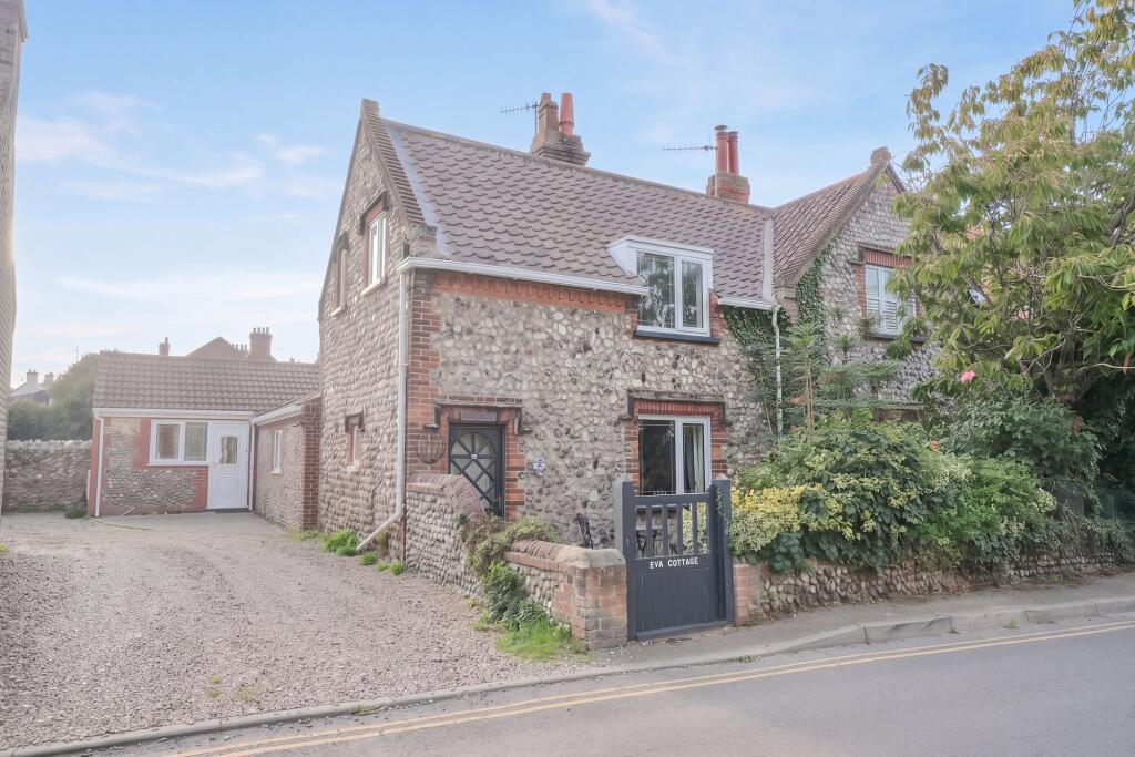 Main image of property: Felbrigg Road, East Runton, NR27