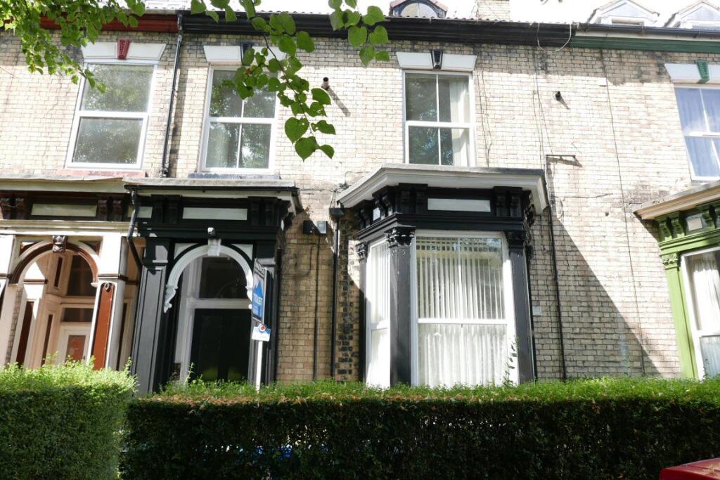 Main image of property: Flat 2, 5 Eldon Grove, Hull, HU5 2TJ