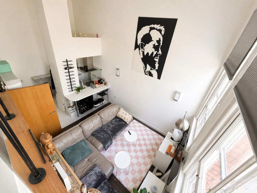 Main image of property: Euclid Street, Swindon, SN1 2