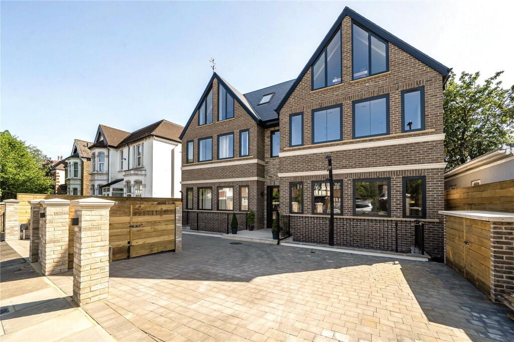 Main image of property: Creswick Road, London, W3