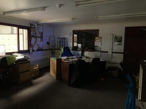 Photo 11