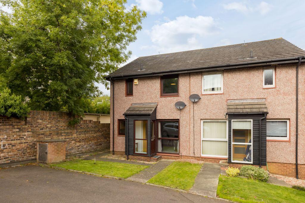 Main image of property: 15 Meadowfield Court, Willowbrae, EH8 7NA