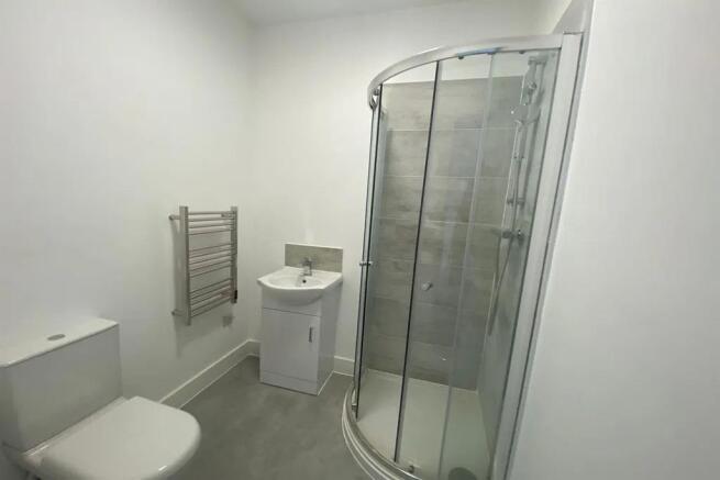 Flat 2 En-Suite Shower Room