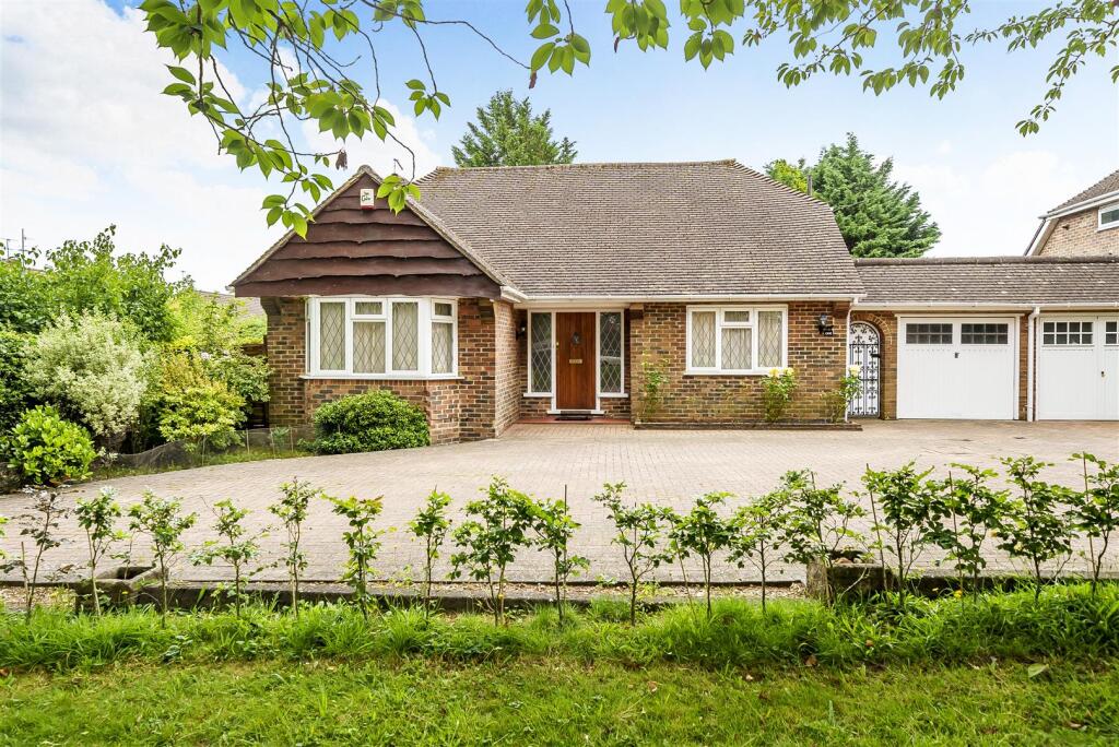 Main image of property: Park Rise, Northchurch, Berkhamsted