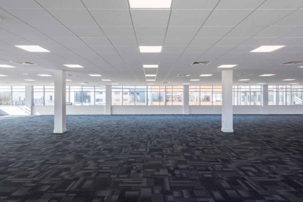 Vibe V3 Office Curator SMALL1.jpg