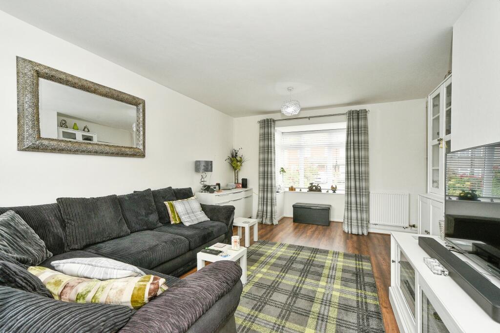 Main image of property: Lyndhurst Crescent - Park North, Swindon, SN3
